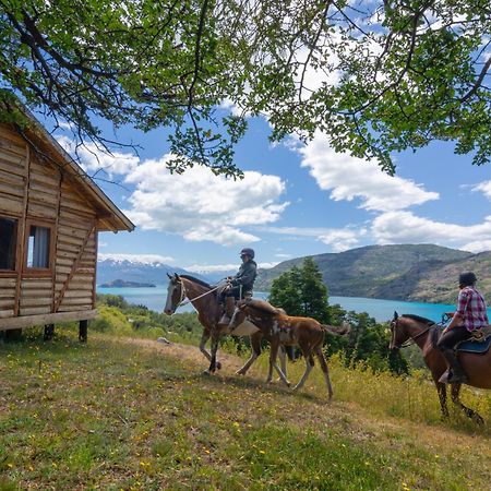 Mallin Colorado Ecolodge Aldana Exterior foto